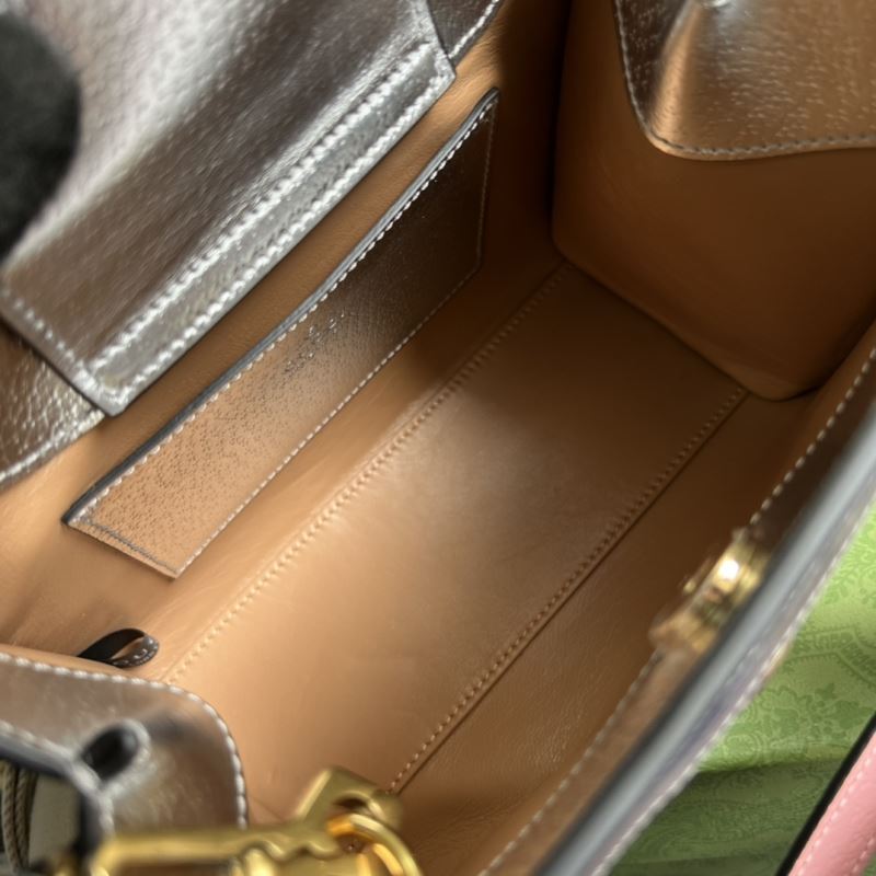 Gvc*1 tote bags